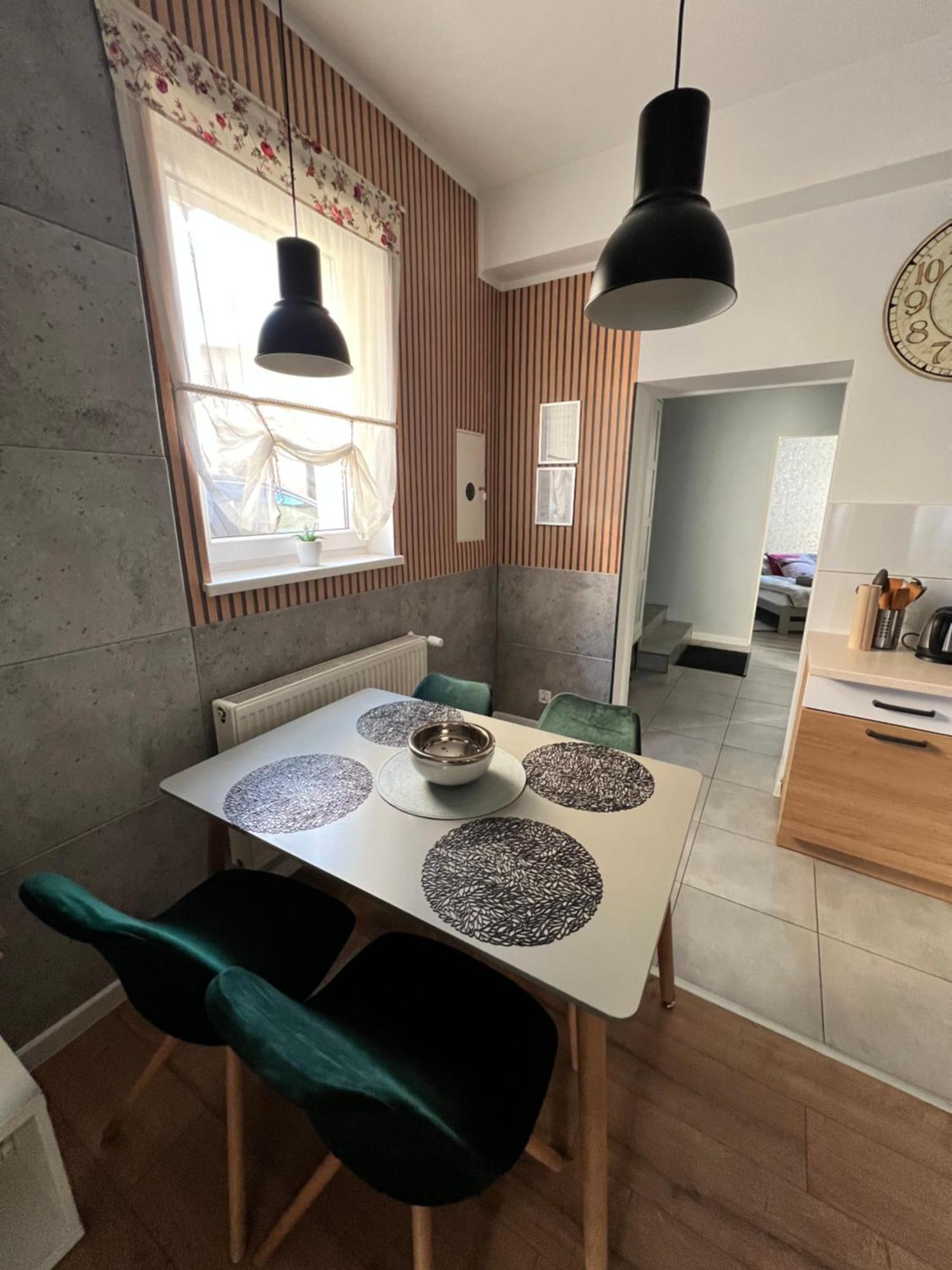 Apartamenty Cieplicka 20A Єленя-Ґура Екстер'єр фото